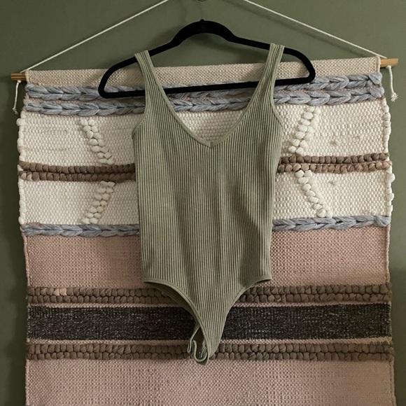 Tops - Mint Ribbed Bodysuit